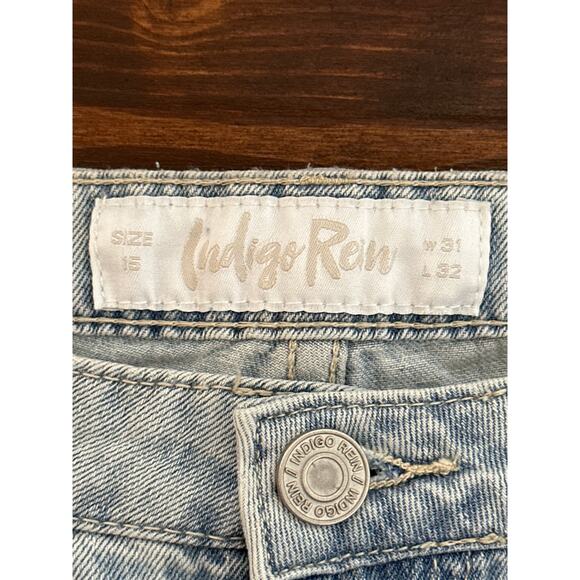 INDIGO REIN NWT Jeans  Sz 15 Distressed Lt Denim Cargo Wide Leg Skater Fit - Picture 11 of 12